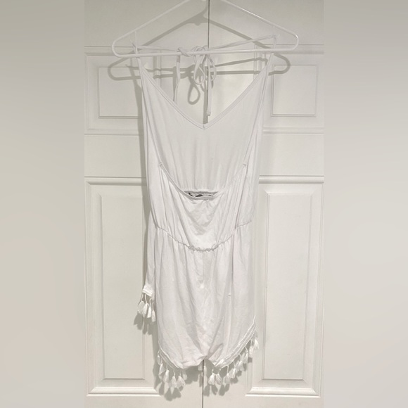 PrettyLittleThing Tassel Romper - Picture 4 of 5